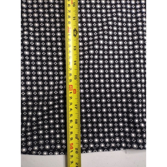 Talbots Petite Medium Black White Geometric Medallion Split Neck Sleeveless Top - Picture 5 of 7
